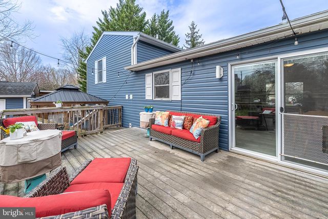 11 MILLS CT, Lovettsville, VA 20180