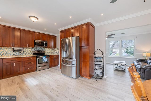 11 MILLS CT, Lovettsville, VA 20180