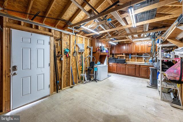 11 MILLS CT, Lovettsville, VA 20180