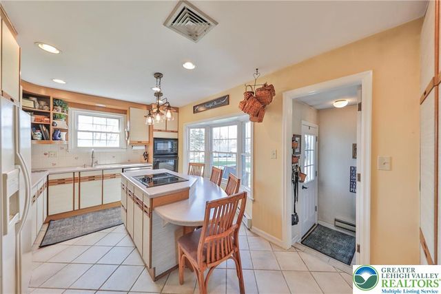 5753 Keith Lane, Upper Milford Twp, PA 18049
