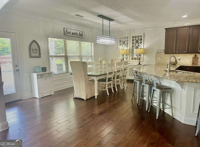 41 Lake Sydney Drive, Dawsonville, GA 30534