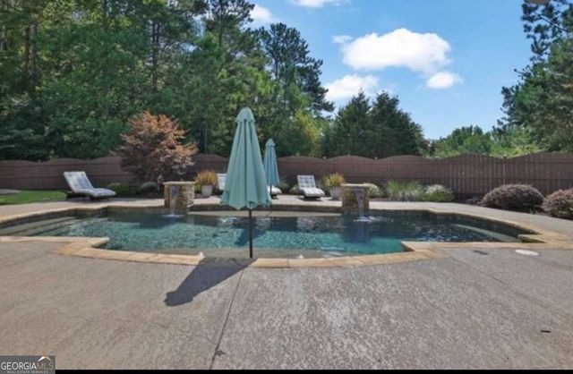 41 Lake Sydney Drive, Dawsonville, GA 30534