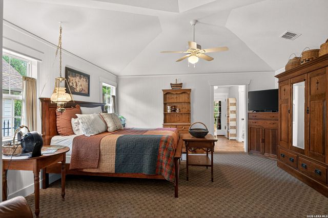 2 SONATA CIR, Wimberley, TX 78676