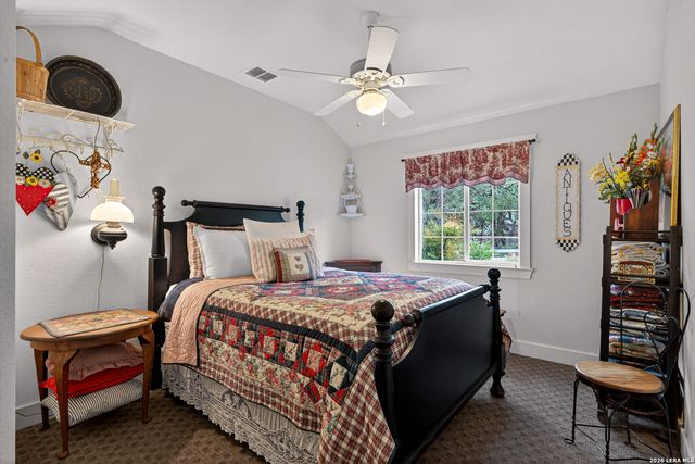 2 SONATA CIR, Wimberley, TX 78676