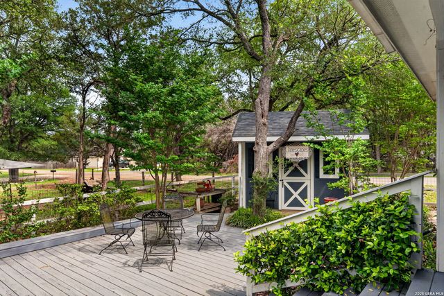 2 SONATA CIR, Wimberley, TX 78676