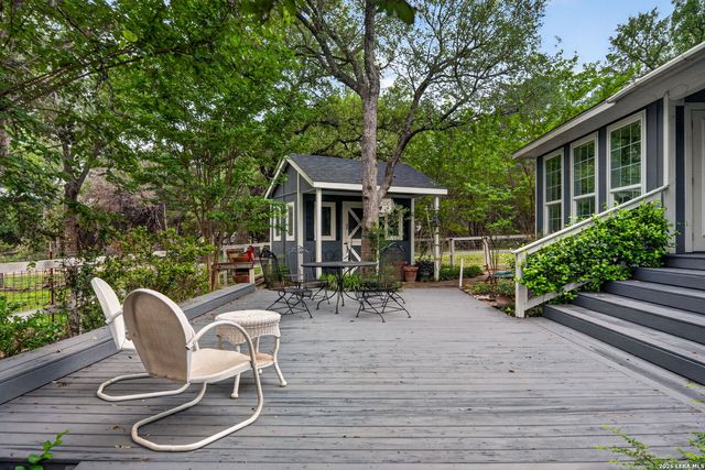 2 SONATA CIR, Wimberley, TX 78676