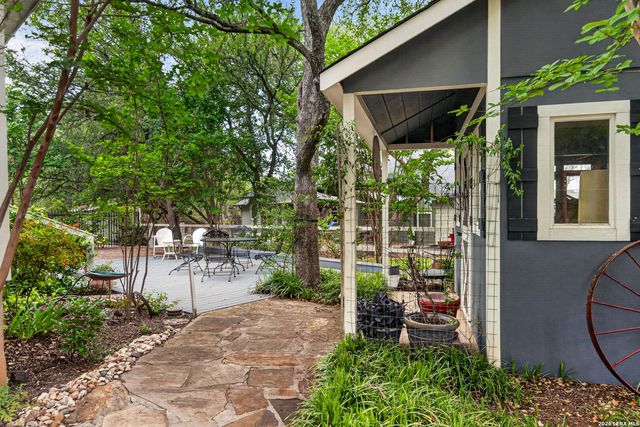 2 SONATA CIR, Wimberley, TX 78676