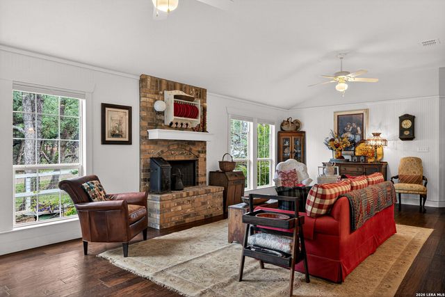2 SONATA CIR, Wimberley, TX 78676