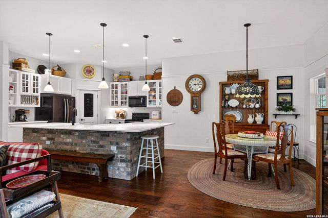 2 SONATA CIR, Wimberley, TX 78676