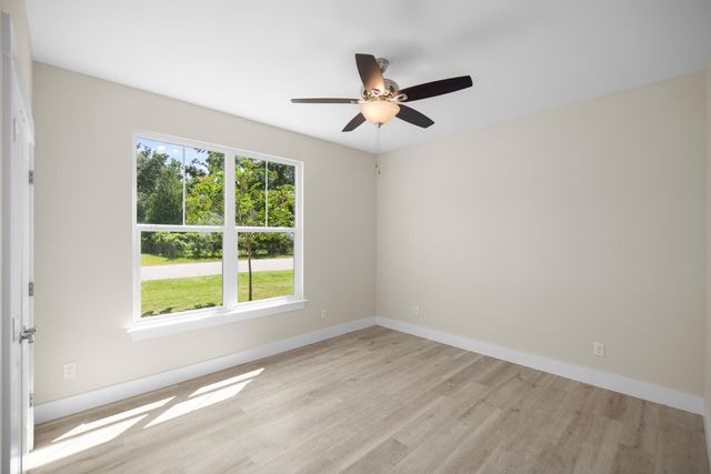 61 Spruce Street, Freeport, FL 32439