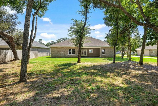 61 Spruce Street, Freeport, FL 32439