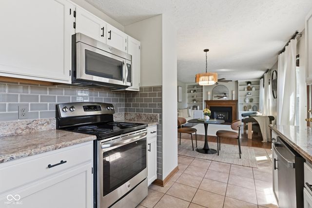 8897 Tanner Drive, Fishers, IN 46038
