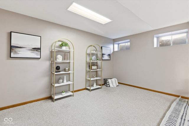 8897 Tanner Drive, Fishers, IN 46038
