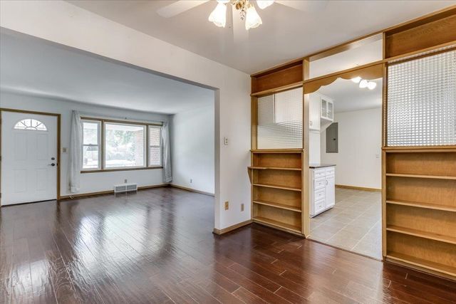 1426 E Salome Ln, Wichita, KS 67216