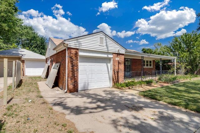 1426 E Salome Ln, Wichita, KS 67216