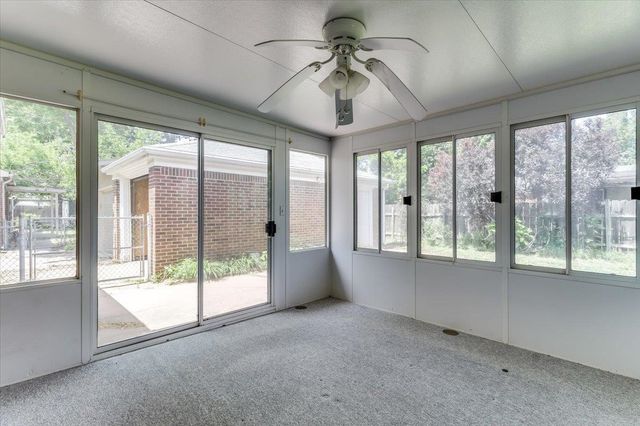 1426 E Salome Ln, Wichita, KS 67216