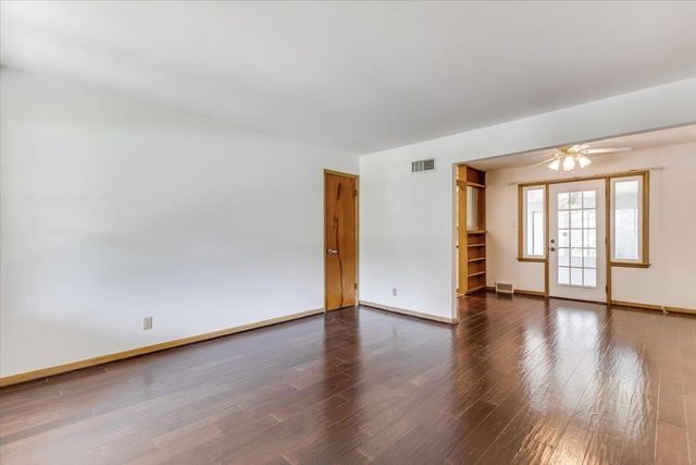 1426 E Salome Ln, Wichita, KS 67216