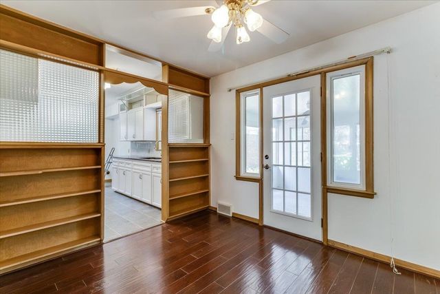 1426 E Salome Ln, Wichita, KS 67216