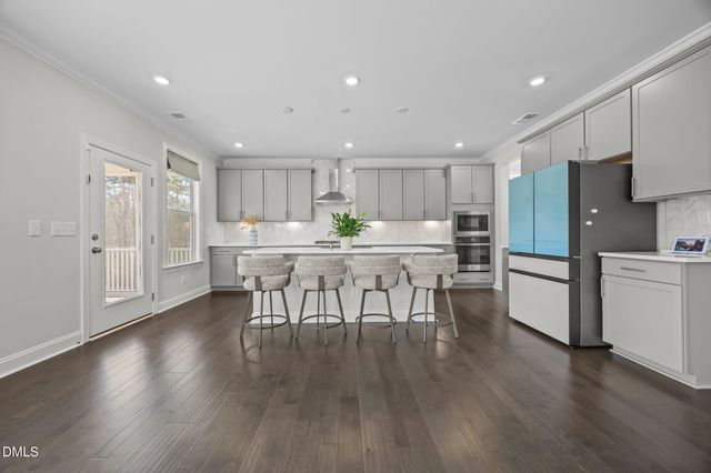 160 Cramerton Drive, Holly Springs, NC 27540