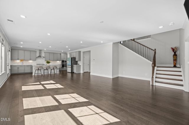 160 Cramerton Drive, Holly Springs, NC 27540