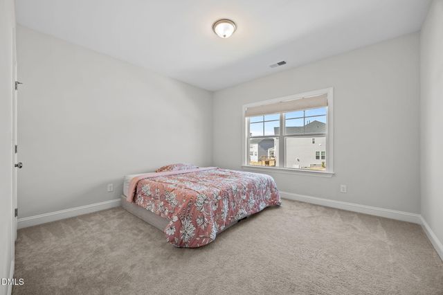 160 Cramerton Drive, Holly Springs, NC 27540