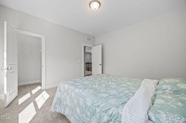 160 Cramerton Drive, Holly Springs, NC 27540