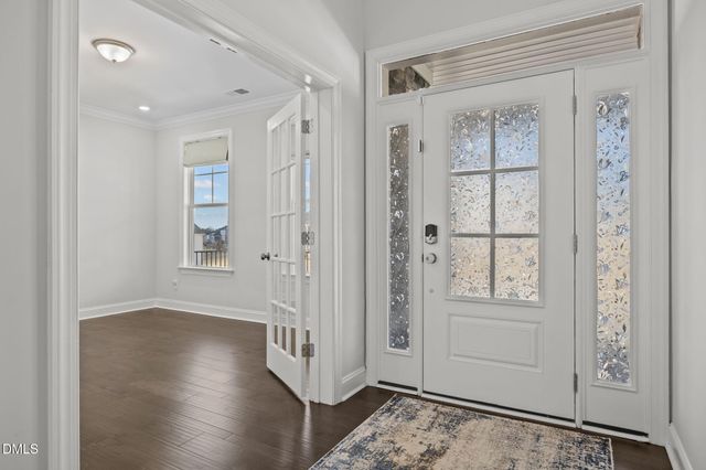 160 Cramerton Drive, Holly Springs, NC 27540