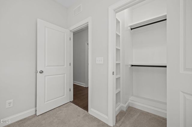 160 Cramerton Drive, Holly Springs, NC 27540