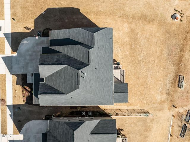 160 Cramerton Drive, Holly Springs, NC 27540