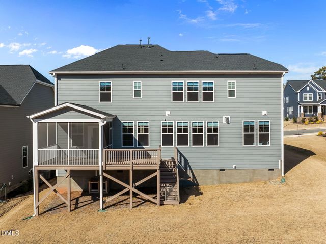 160 Cramerton Drive, Holly Springs, NC 27540