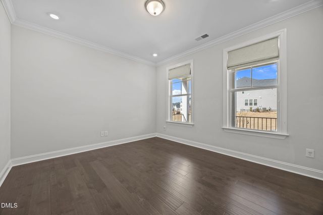 160 Cramerton Drive, Holly Springs, NC 27540