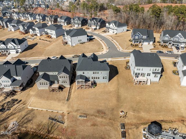 160 Cramerton Drive, Holly Springs, NC 27540