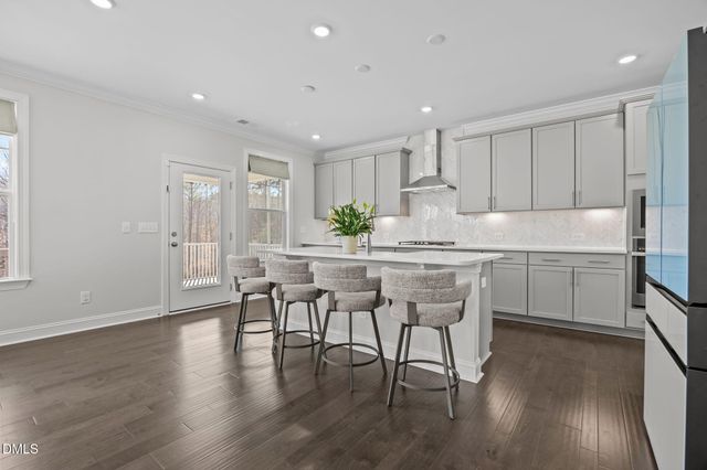 160 Cramerton Drive, Holly Springs, NC 27540