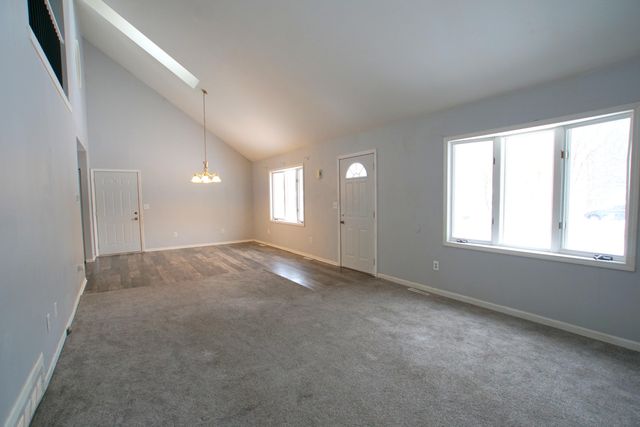 1987 Summerset Drive 1, Muskegon Twp, MI 49442