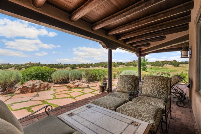 15 Calle Ojitos, Santa Fe, NM 87506