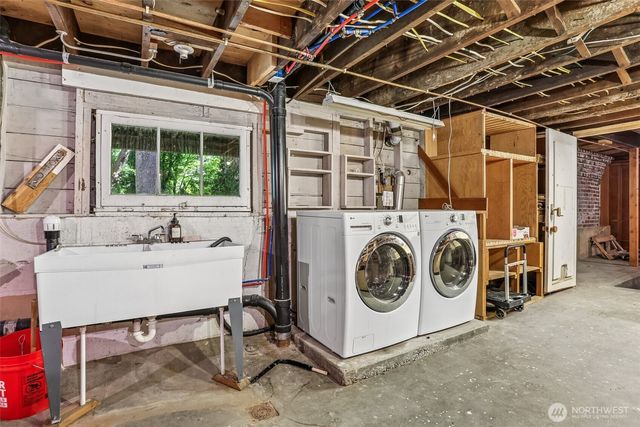 3736 NE 153rd Street, Lake Forest Park, WA 98155