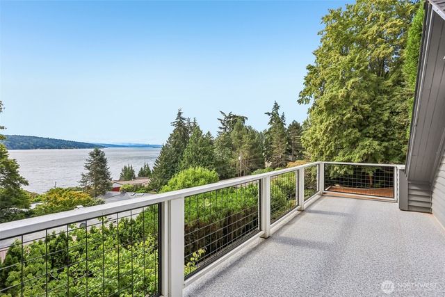 3736 NE 153rd Street, Lake Forest Park, WA 98155