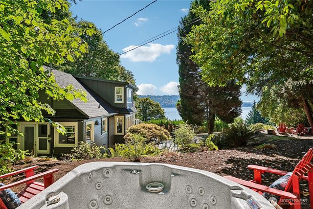 3736 NE 153rd Street, Lake Forest Park, WA 98155