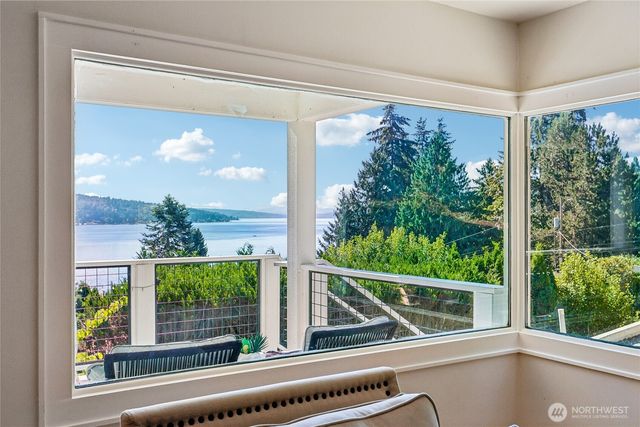 3736 NE 153rd Street, Lake Forest Park, WA 98155