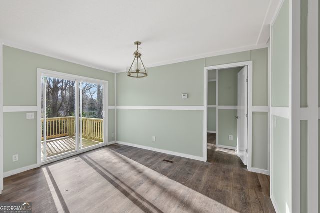 720 Woodland Circle, Loganville, GA 30052