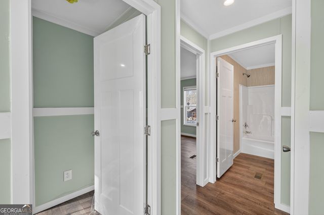 720 Woodland Circle, Loganville, GA 30052