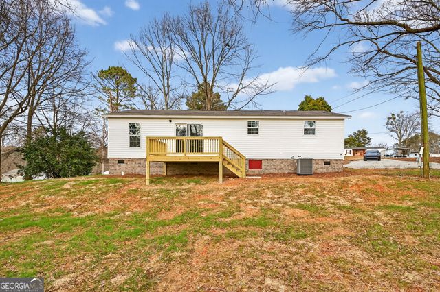 720 Woodland Circle, Loganville, GA 30052