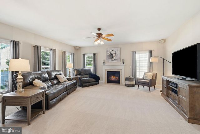 43299 HEATHER LEIGH CT, Ashburn, VA 20147