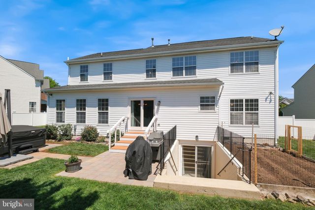 43299 HEATHER LEIGH CT, Ashburn, VA 20147