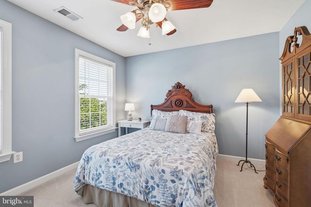 43299 HEATHER LEIGH CT, Ashburn, VA 20147