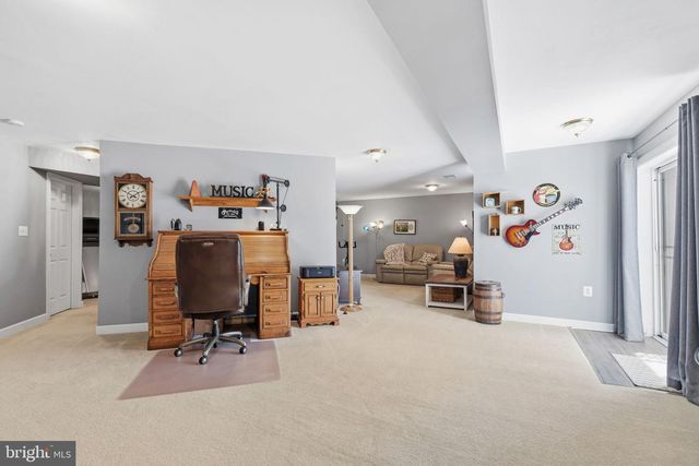 43299 HEATHER LEIGH CT, Ashburn, VA 20147