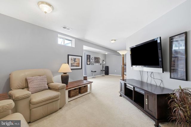 43299 HEATHER LEIGH CT, Ashburn, VA 20147