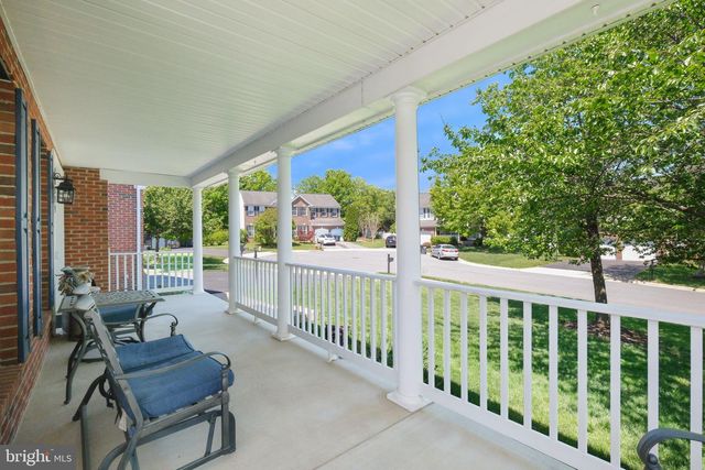 43299 HEATHER LEIGH CT, Ashburn, VA 20147