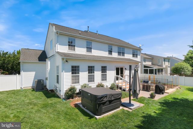 43299 HEATHER LEIGH CT, Ashburn, VA 20147