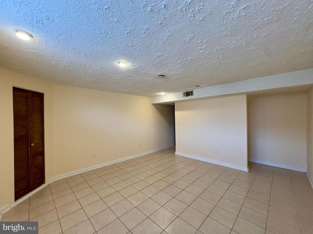 1243 S GRANTLEY ST, Baltimore, MD 21229